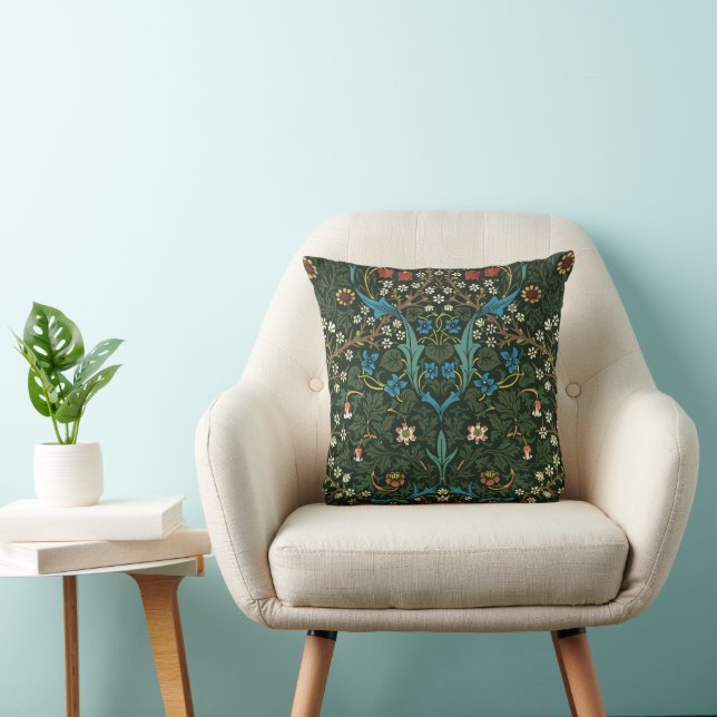 William Morris's (1834-1896) Tulip pattern. Cushion (Chair)
