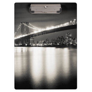 Williamsburg bridge in New York City at night Clipboard