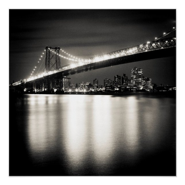 Williamsburg bridge in New York City at night Poster (Front)