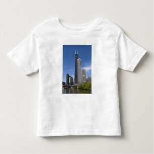 Willis Tower (previously the Sears Tower) looms Toddler T-Shirt