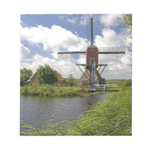 Windmill along a canal east of Leiden in the Notepad