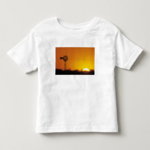 Windmill at sunset, Sinton, Texas, USA Toddler T-Shirt