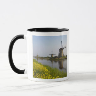 Windmills along the canal in Kinderdijk, Mug