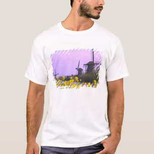 Windmills along the canal in Kinderdijk, T-Shirt
