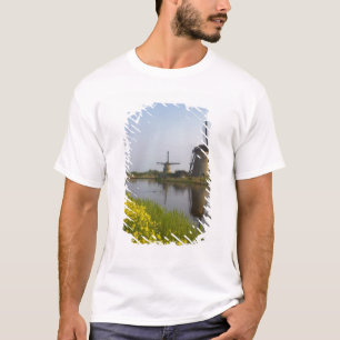 Windmills along the canal in Kinderdijk, T-Shirt