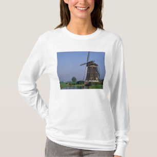 Windmills, Leidschendam, Netherlands T-Shirt