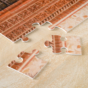 WINDOW OF GOTHIC STYLE PUZZLE