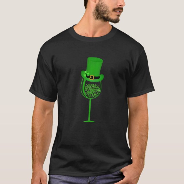 Wine Glasses St Patrick's Day Irish Shamrock Men W T-Shirt (Front)
