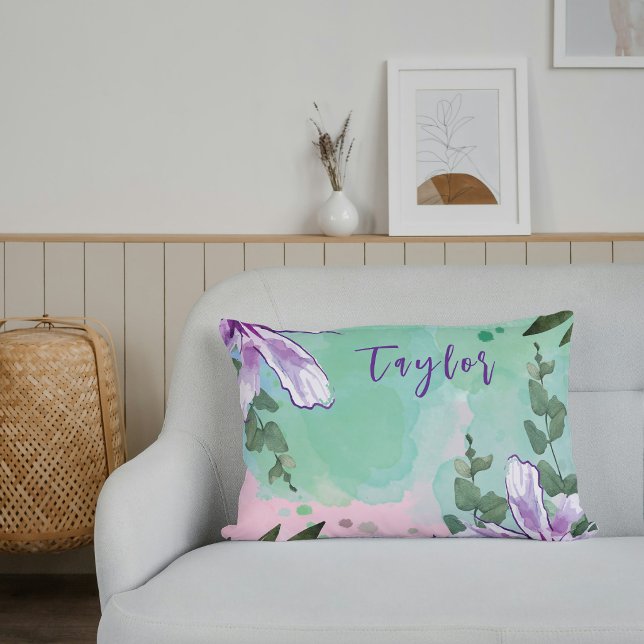 Winsome looking charming coloured theme pillow (Creator Uploaded)