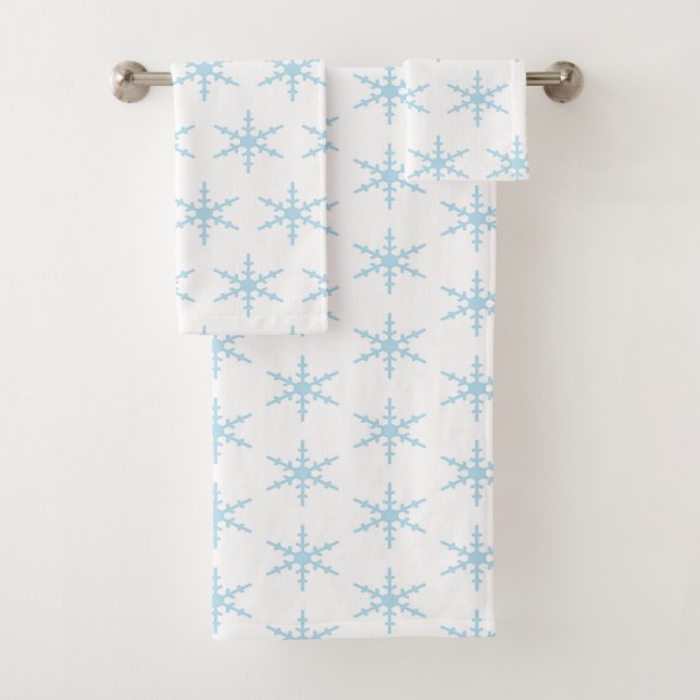 winter blue snowflakes bath towel set (Insitu)
