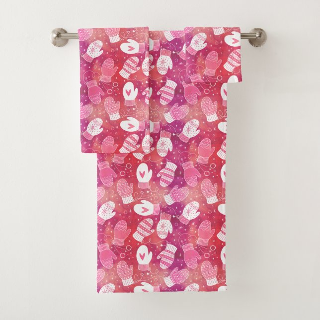 Winter Christmas Mittens Pattern in Pink Bath Towel Set (Insitu)