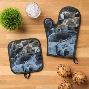 Winter Holiday Snow Icicle Frozen Waterfall Oven Mitt & Pot Holder Set