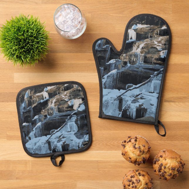 Winter Holiday Snow Icicle Frozen Waterfall Oven Mitt & Pot Holder Set (Top Down)