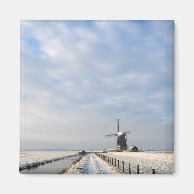 Winter landscape with snow and windmill in Holland Magnet (Front)