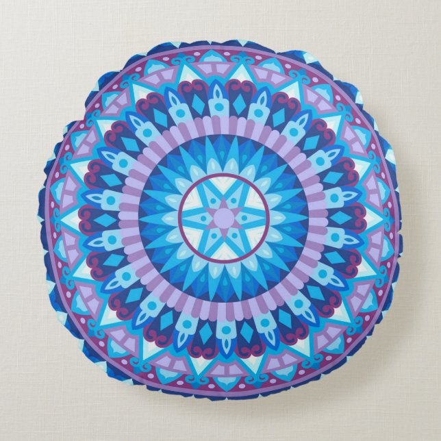 Winter Mandala Round Pillow (Front)