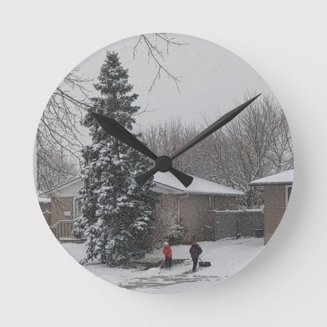 Winter Scene Round Clock (Front)