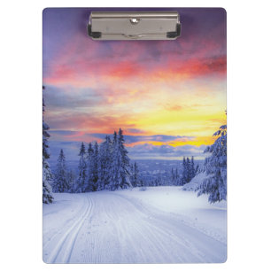Winter scenery clipboard