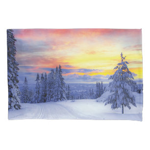 Winter scenery pillowcase