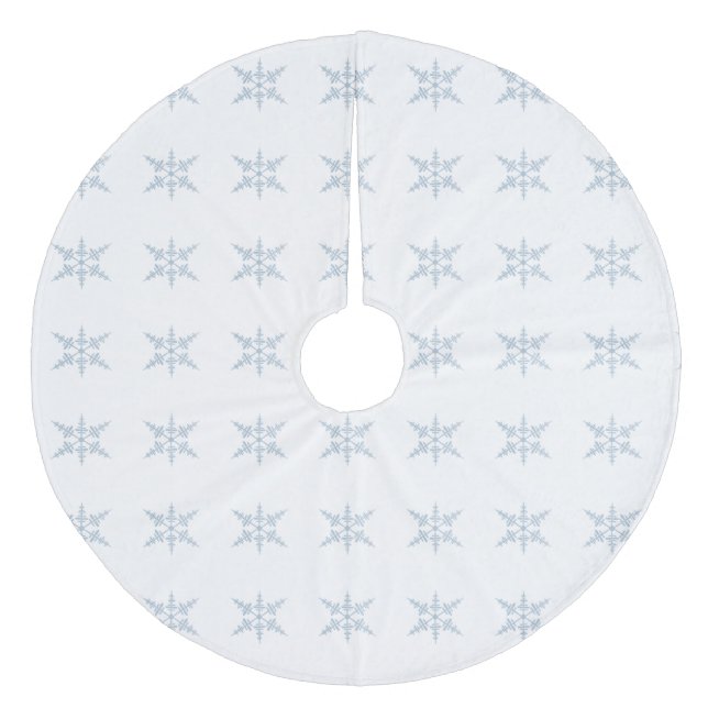 Winter Snowflakes Fleece Tree Skirt (Front)