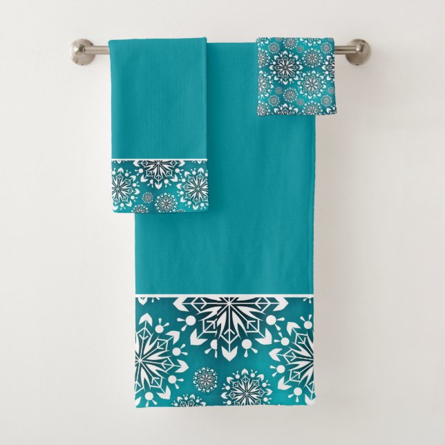 Winter Teal and White Snowflakes Bath Towel Set (Insitu)