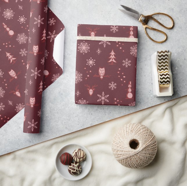Winter Things Wrapping Paper - Wine, Ruby, Rose (Crafts)