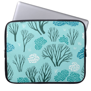 Winter Woodland: Vintage Seamless Laptop Sleeve