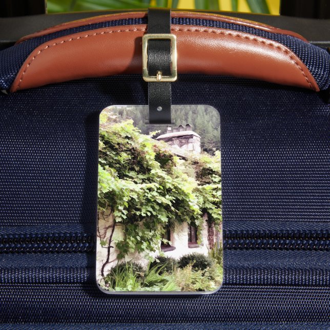 WISTERIA COTTAGE LUGGAGE TAG (Front Insitu 2)