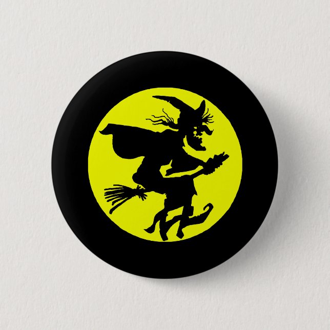 Witch against full moon 6 cm round badge (Front)