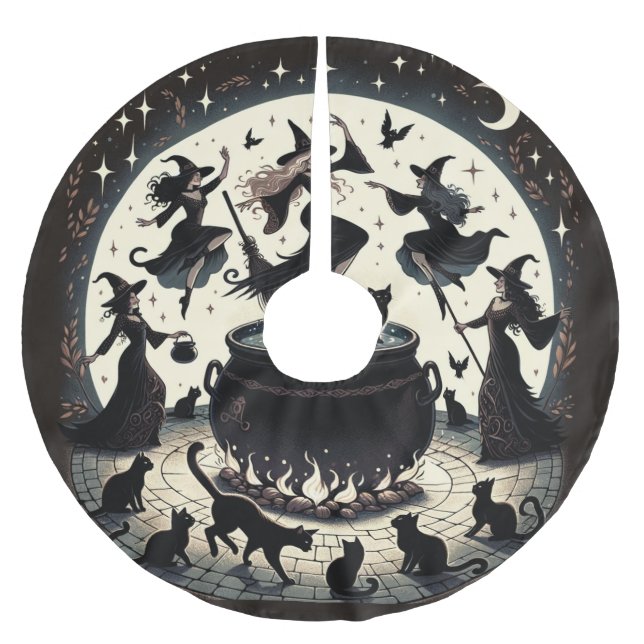 Witches Dans: Enchanted Forest Gathering Brushed Polyester Tree Skirt (Front)