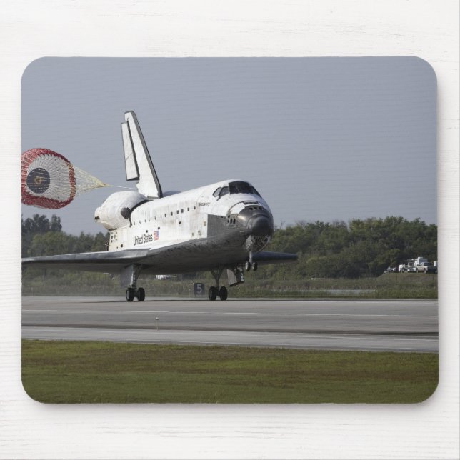 With drag chute unfurled mouse pad (Front)