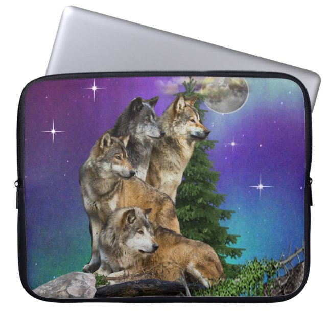 Wolf and moon 15 inch laptop sleeve (Front)