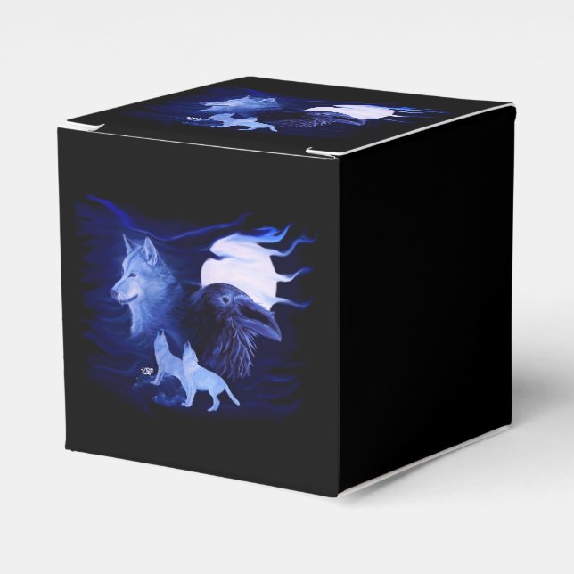 Wolf and Raven with full moon Favour Box (Front Side)