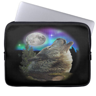 Wolf at night art laptop sleeve