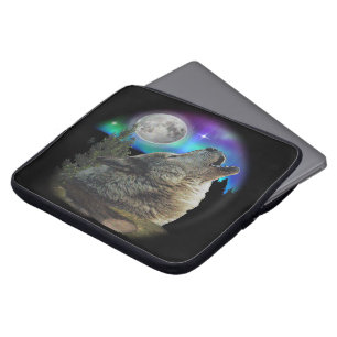 Wolf at night art laptop sleeve
