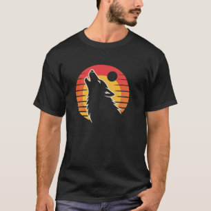 Wolf Howling at Moon Vintage 70s 80s Sunset Pullov T-Shirt