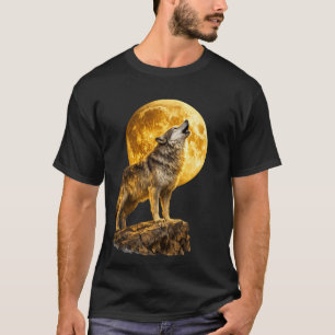 Wolf Howling at the Moon – Dark Night Wilderness T T-Shirt