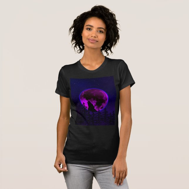 WOLF HOWLING MOON MAGENTA  T-Shirt (Front Full)