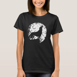Wolf in moon light Howling Full Moon Forest Animal T-Shirt