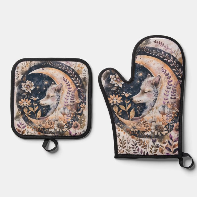 Wolf Moon Oven Mitt & Pot Holder Set (Front)