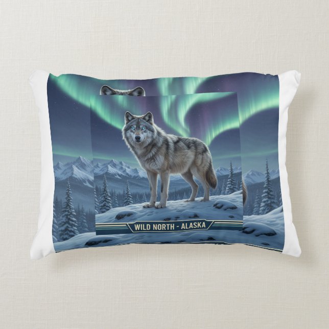Wolf Pillow 🐺❄️ | Northern Lights Home Decor 🌌 (Front)