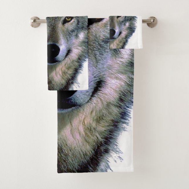Wolf Portrait Bath Towel Set (Insitu)