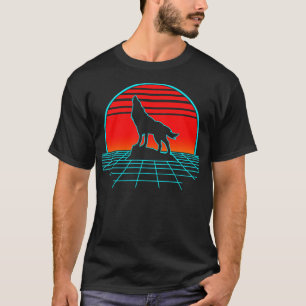 Wolf Retro Vintage 80s Howling Wolf Lover T-Shirt