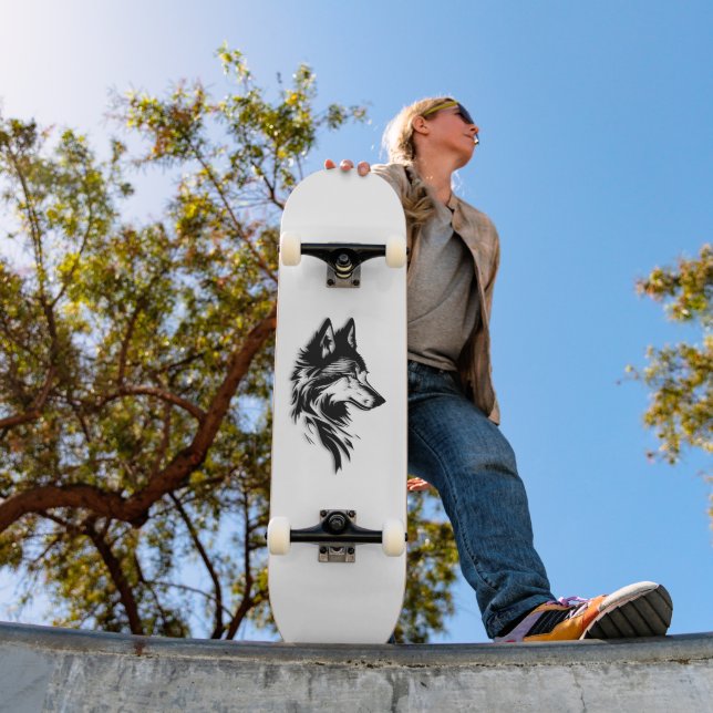 Wolf Skateboard (Outdoor 1)
