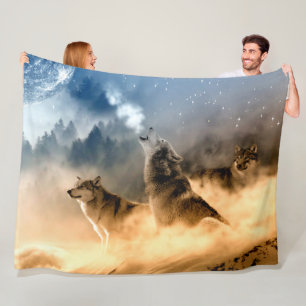 WOLVES HOWLING in the COLD Fleece Blanket