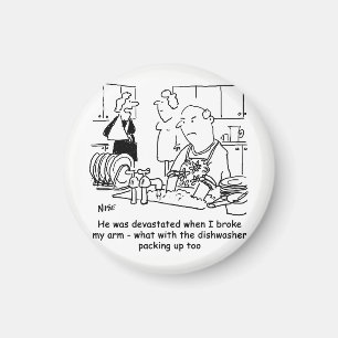 Woman has Broken Arm so Man Washes Dishes. Funny Magnet