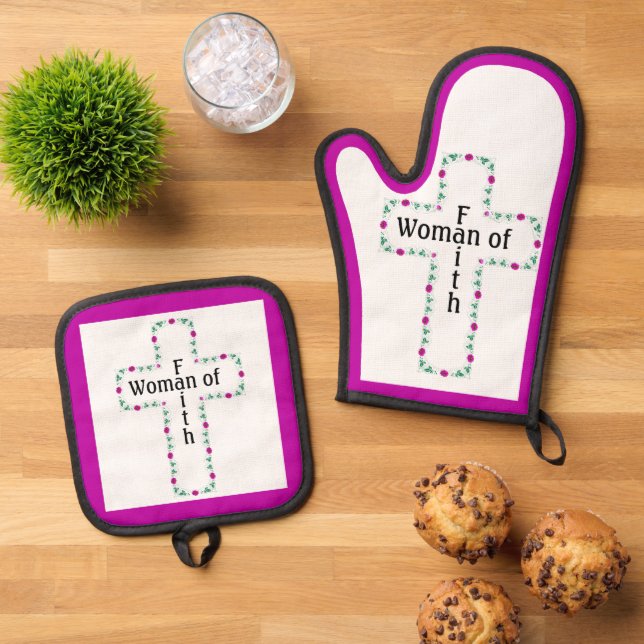 Woman of faith oven mitt & pot holder set (Top Down)