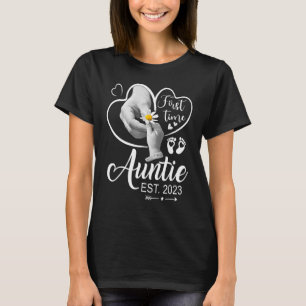 Womens Auntie 2023 Mother's Day First Time Auntie T-Shirt