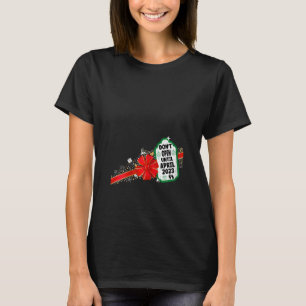 Womens Christmas Pregnancy Announcement Grandparen T-Shirt