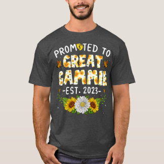 Womens Cute Promoted To Great Gammie Est 2023 New  T-Shirt