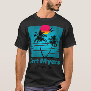 Womens FortFlorida Fl Summer seagulls Souvenirs V T-Shirt